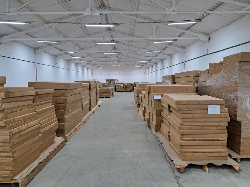 Ruse, zona industriala de vest a orasului, se vinde baza de depozitare